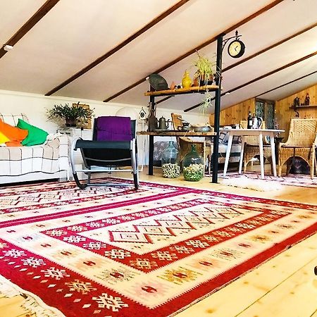 Апартаменты Tania's Home Тбилиси Экстерьер фото